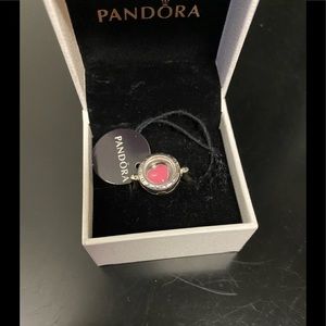 Pandora floating locket ring ( NWT) size (7)